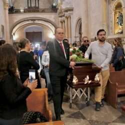 38 años contando historias con su lente; Dan último adiós a Oliverio del Ángel1