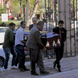 38 años contando historias con su lente; Dan último adiós a Oliverio del Ángel2
