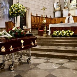 38 años contando historias con su lente; Dan último adiós a Oliverio del Ángel4