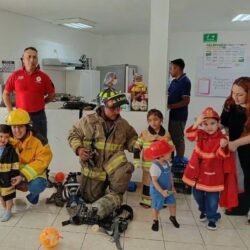 Acercan labor de bomberos a niñas y niños de centro infantil en Ramos Arizpe3