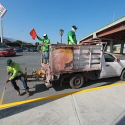 Atiende Municipio rejilla pluvial dañada sobre la lateral del Fundadores5