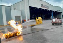 Combaten tiraderos de llantas ante riesgo de incendios en Ramos Arizpe