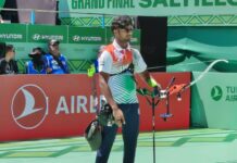 Gana el indio Dhiraj Bommadevara la medalla de oro en la especialidad de recurvo varonil de la copa mundial de tiro con arco Hyundai
