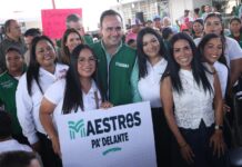 Inicia Manolo entrega de uniformes y tenis gratis en las escuelas rurales