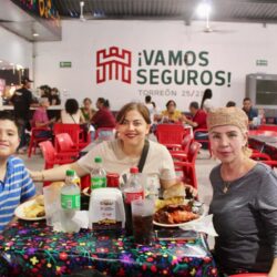 Invitan a visitar el stand de APollos DIF en la Feria de Torreón para equipar el centro fuerza mayor2
