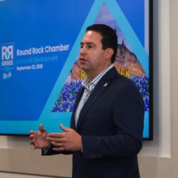Javier Díaz fortalece conexión Saltillo 3