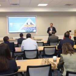 Javier Díaz fortalece conexión Saltillo 4