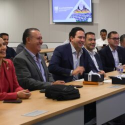 Javier Díaz fortalece conexión Saltillo 6