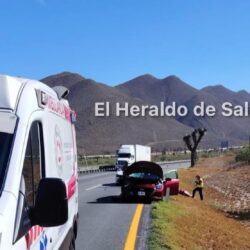 Muere hombre tras ser atropellado sobre la carretera Monterrey-Saltillo