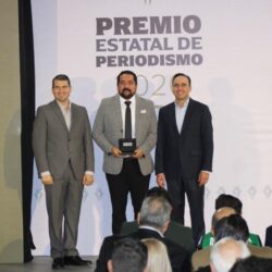 Recibe José Torres el Premio Estatal de Periodismo 20262