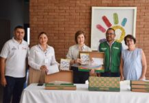 Reciben pequeñitos de Casa Nana paquetes de educación inicial