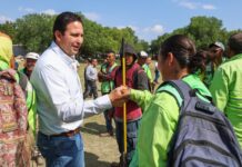 Supervisa Javier Díaz brigada de embellecimiento
