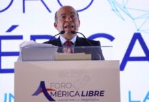 Acusa Calderón a 4t de dinamitar la democracia