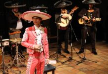 Carlos Cipriano celebra su lanzamiento como solista con un show en Saltillo