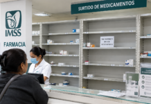 Culpa Secretaría de Salud a proveedores por fallas en abasto de medicinas