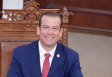 Diputado Felipe González impulsa iniciativa para regular uso de la IA en la educación