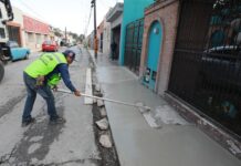 Impulsa Ayuntamiento rehabilitación de banquetas en Centro Histórico