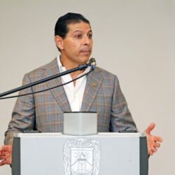 realizan en la uadec 4