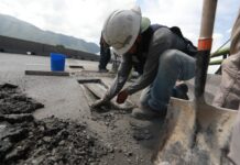 Repara Gobierno de Saltillo juntas de puente en Emilio Arizpe