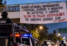 Amenazan en narcomantas a bares y negocios en Morelos