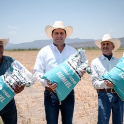 Entregan Municipio y Estado más de 80 toneladas de semilla forrajera