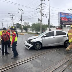 Intenta ganarle el paso al tren y termina arrollado en Ramos Arizpe2