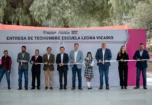 Javier Díaz entrega techumbre en escuela; vecinos propusieron y votaron