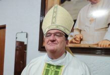 Pide obispo de Saltillo a menores vestir de santos o mártires en Halloween, en lugar de brujas o monstruos