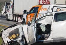 Resulta familia herida en choque en la Carretera a Saltillo