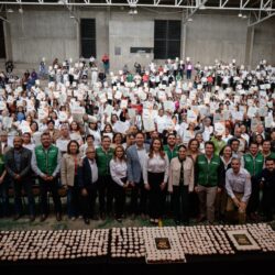 Se gradúan 822 de talleres; suman esfuerzos DIF Saltillo, MEJORA Coahuila, ICATEC y Brigada 565