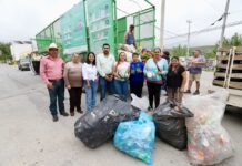 Ana Karen Sánchez Flores da banderazo a Arteaga en Marcha