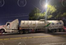 Aseguran tractocamión con 48 mil litros de combustible de dudosa procedencia en Saltillo