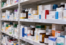 Gobierno federal excluye a 40 empresas de la compra de medicamentos para 2027 y 2028