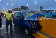 Muere conductor tras impactarse contra muro en la Saltillo-Monterrey