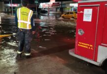 Municipio y Gobierno del Estado atienden colonias anegadas en Torreón tras las lluvias