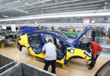 Se hunde 15% producción de vehículos en México; cae 11.9% exportación